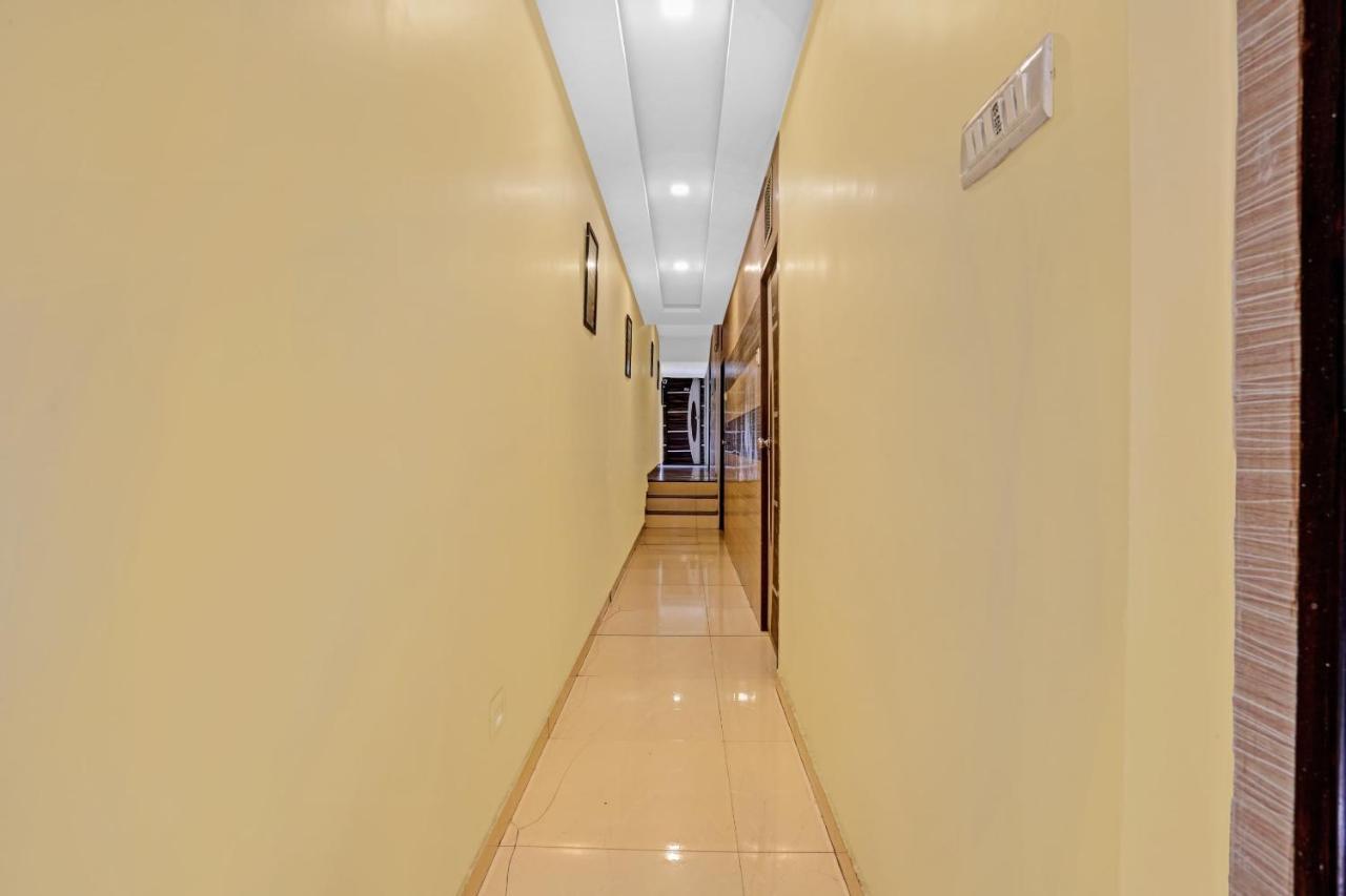 Oyo 84398 Maroshi Residency Mumbai Dış mekan fotoğraf