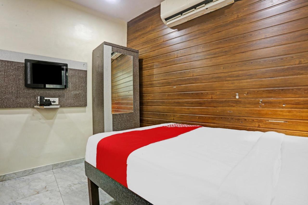 Oyo 84398 Maroshi Residency Mumbai Dış mekan fotoğraf
